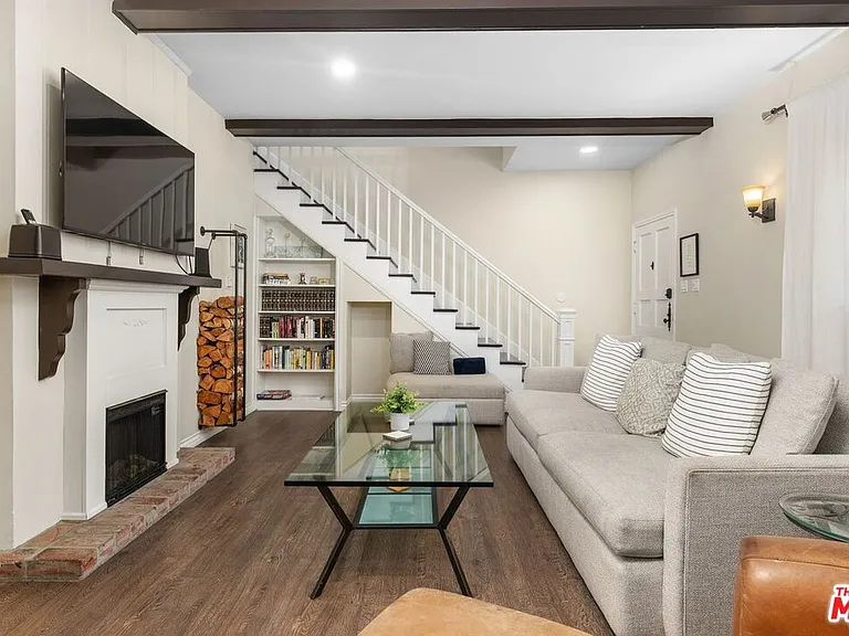 9528 W Olympic Blvd — Photo 3