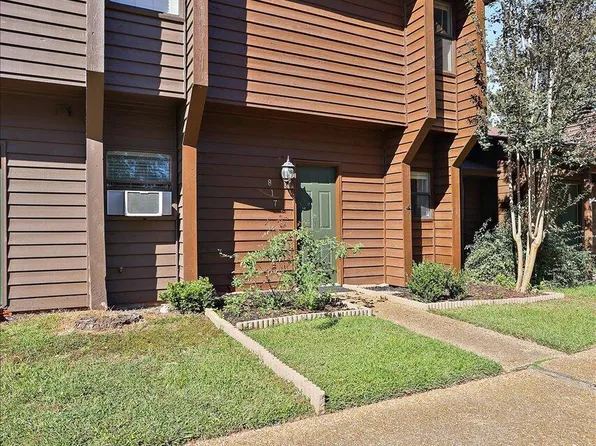 817 Planters Point Dr, Canton, MS 39046