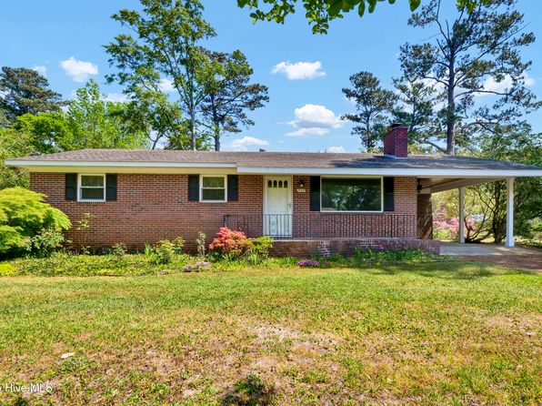 345 Willow Woods Dr
