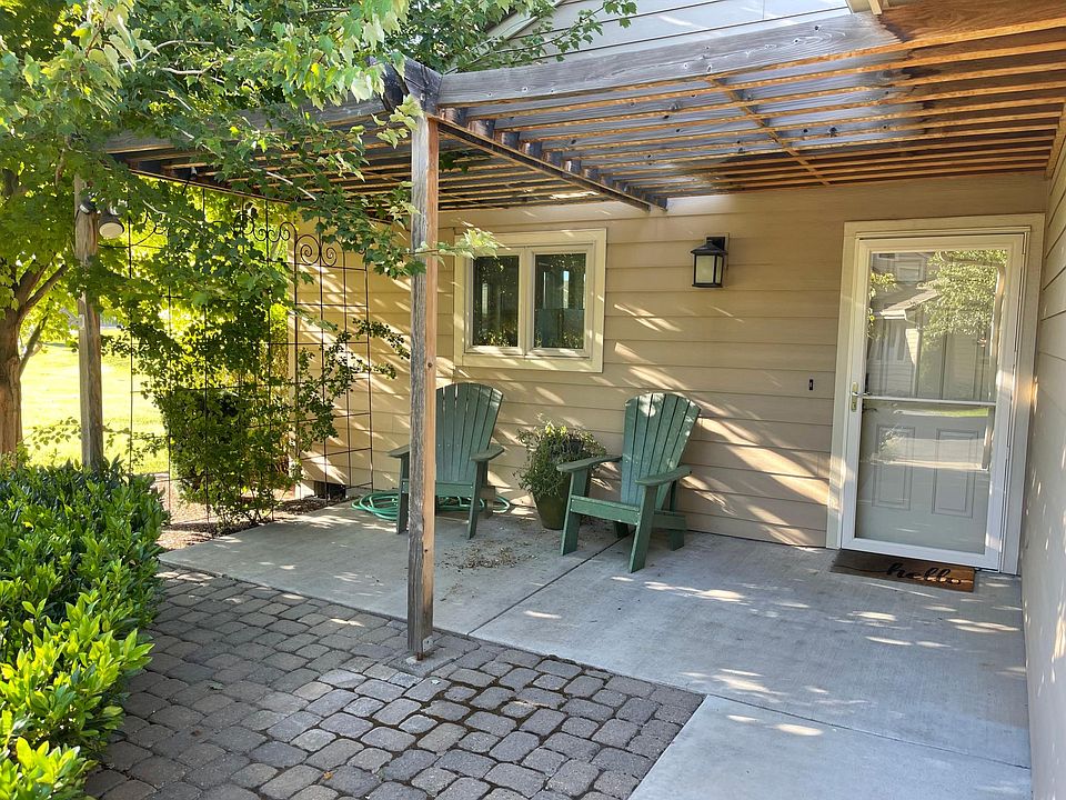 1st image of 1529 Gray Lynn Dr