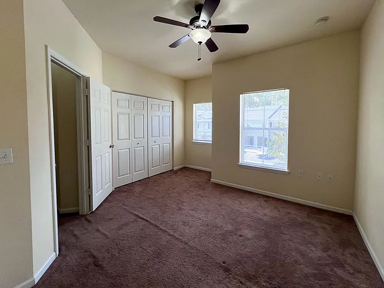 4886 NW 46th Pl #106 — Photo 11