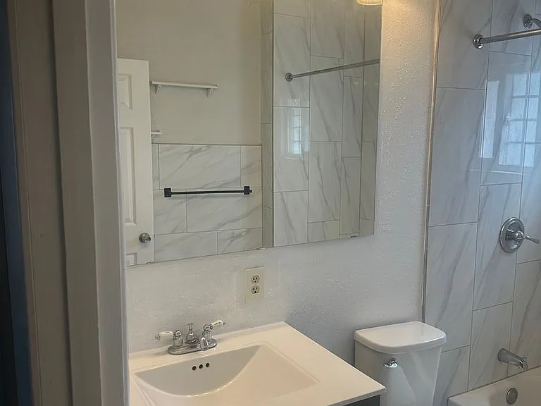 1315 Oakwood Ave — Photo 31