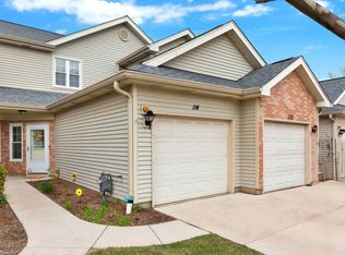 114 Golfview Dr, Glendale Heights, IL 60139