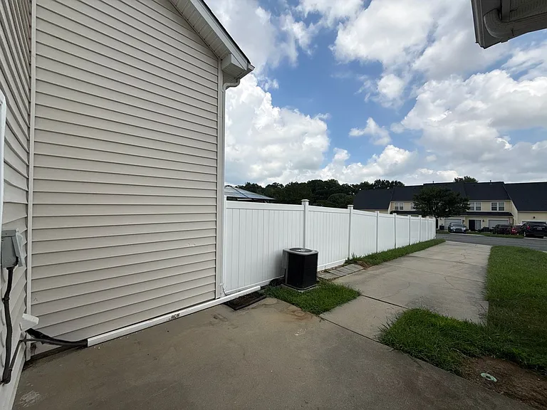 2009 Twilight Ln — Photo 13