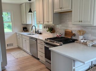 536 Star Ln, South Saint Paul, MN 55075