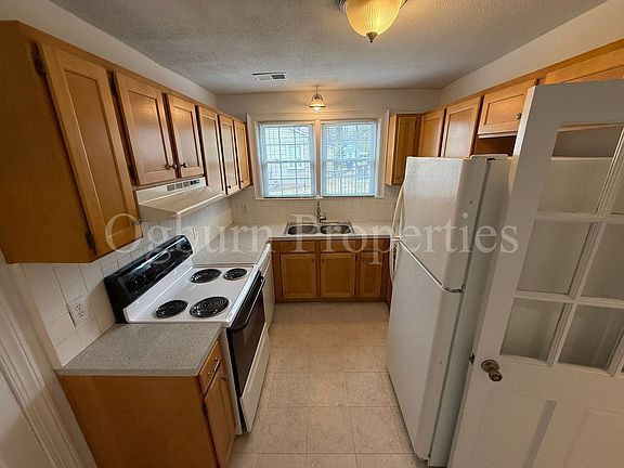 4th image of 2439 Cherokee Ln