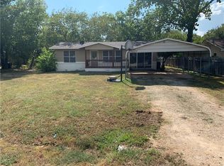 700 Roswell St, Granger, TX 76530