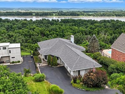 7216 Christopher Dr, Saint Louis, MO, 63129