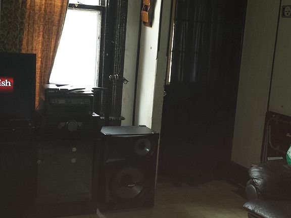3rd image of 3137 N Darien St