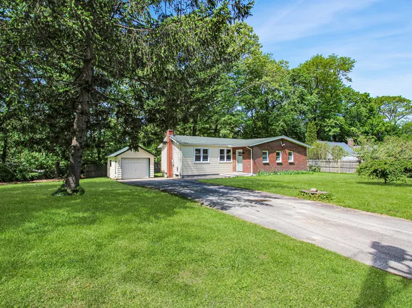 26 West Woodland Drive, Lebanon, CT 06249