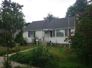 88 Salman St, West Roxbury, MA 02132