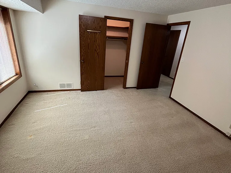 1826 Normandy Ln — Photo 22