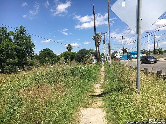 1st image of 1400 W Magnolia Ave