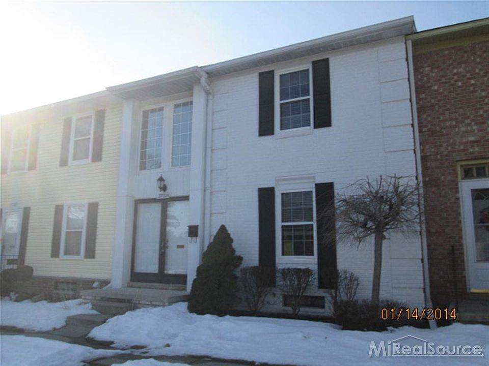 1st image of 37326 Charter Oaks Blvd