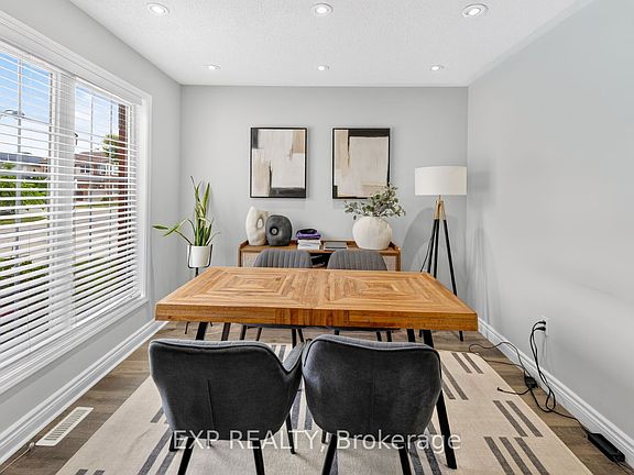 3rd image of 1008 Cooper Ave
