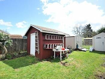 2nd image of 6728 SE 85th Ave