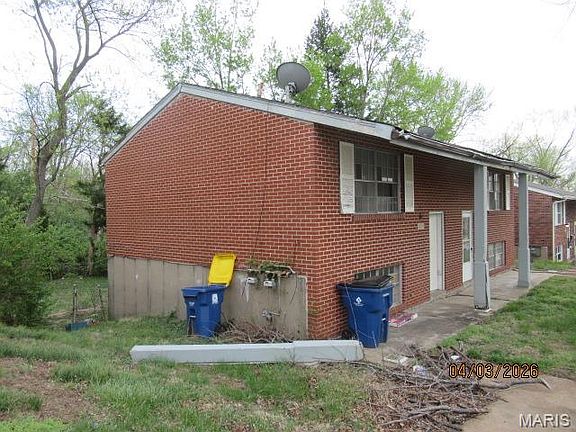 3rd image of 4096 Esseldale Dr
