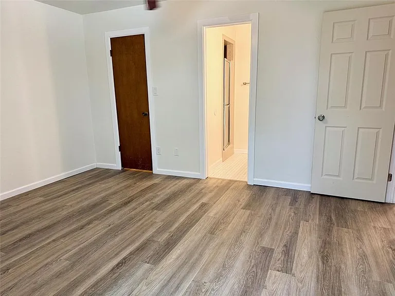 1800 Hillcrest Dr — Photo 17