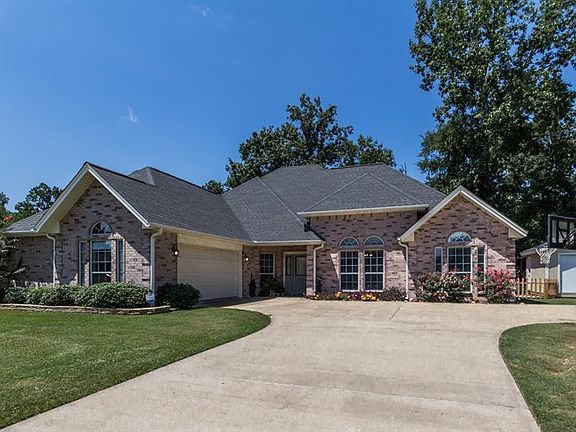 2nd image of 448 Ashwood Bnd