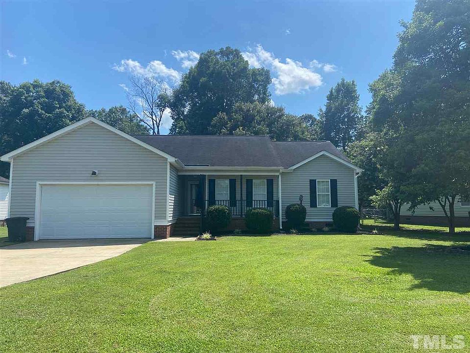 1st image of 303 Earl Dr