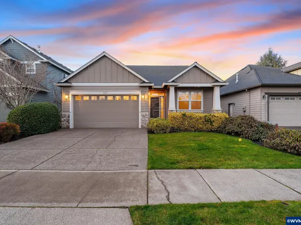 549 Tukwila Dr, Woodburn, OR 97071