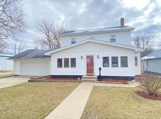 1314 W 7th St, Dixon, IL 61021