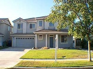 1104 Woodland Dr, Turlock, CA 95382