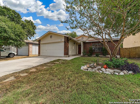 2nd image of 7658 Aspen Park Dr