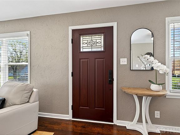 4th image of 1837 Pinecrest Dr
