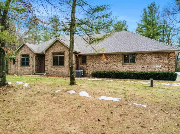 W1191 Countryside Ln, Marinette, WI 54143