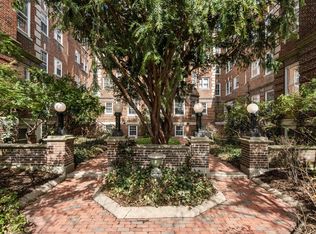 43 Linnaean St #35A, Cambridge, MA 02138