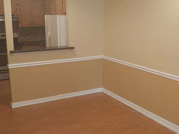 5th image of 1422 E 95th St #1