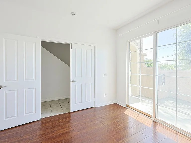 7370 La Mesita Pl #7 — Photo 22