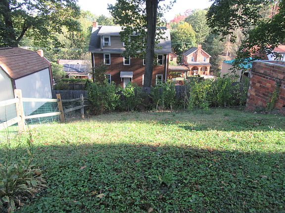 easy care back yard 