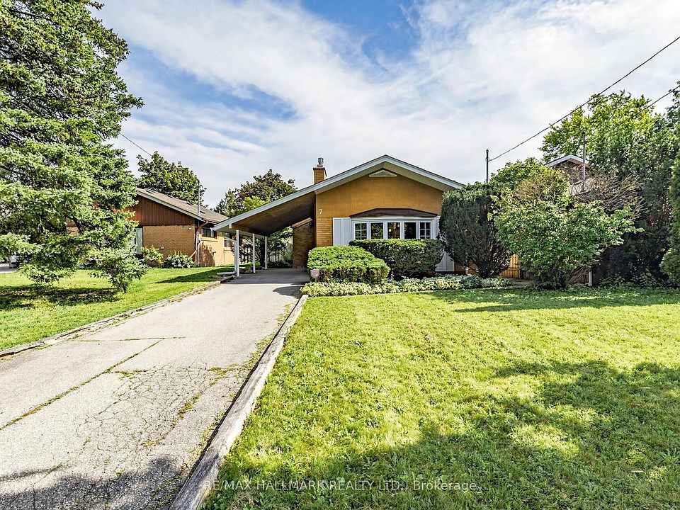 1st image of 7 Panmure Cres