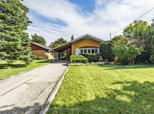 7 Panmure Cres, Toronto, ON M1K4Y5
