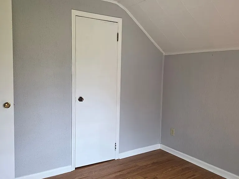 6172 Loe Rd — Photo 24