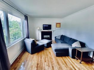 154 Sanford Ave, Ottawa, ON K2C 0E8