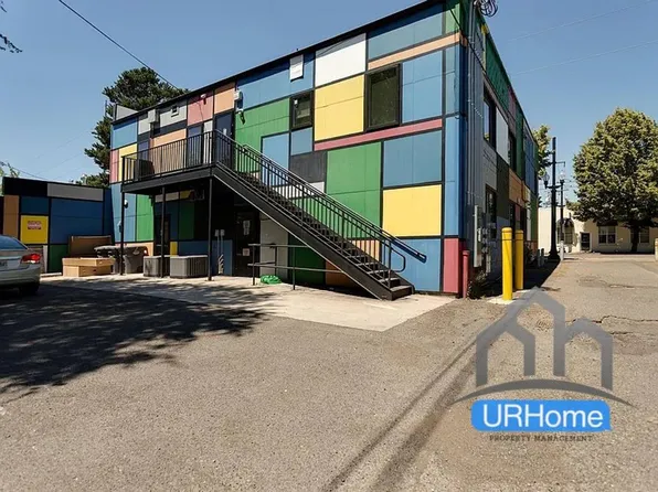 242 SE Washington St APT 5, Hillsboro, OR 97123
