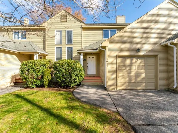 104 C Palmer Dr, Providence, RI 02904