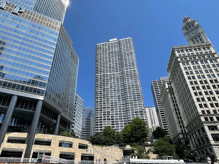 405 N Wabash Ave #4704 — Photo 37