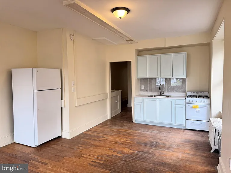 4718 Hazel Ave #-3 — Photo 3