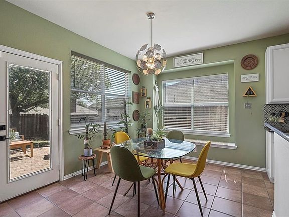 3rd image of 9040 Tate Ave