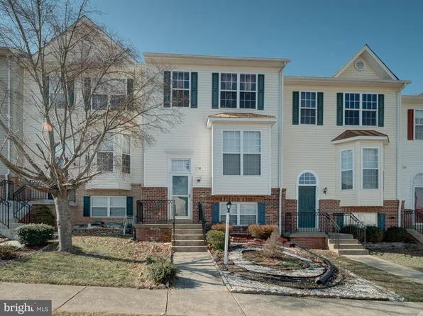 3424 Brahms Dr, Woodbridge, VA 22193