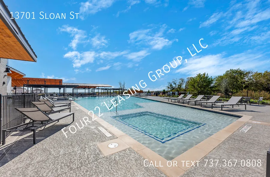 Move In by 11/15/25 get up to 8-weeks FREE + $1000 24hr look and lease special!! — Photo 4