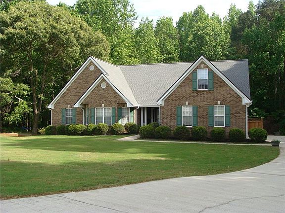3rd image of 1611 Lake View Ct