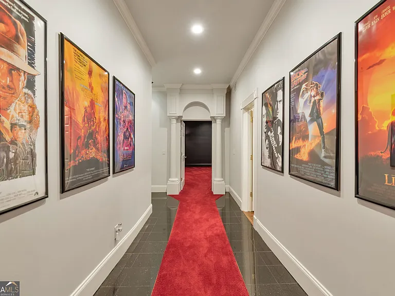 760 Champions Close — Photo 14