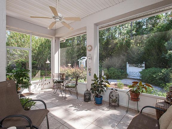 2nd image of 866 Garrison Dr