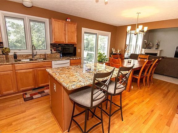 2nd image of 9684 Sunray Dr