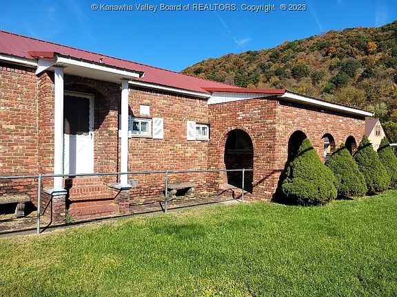 2nd image of 5717 Church Dr